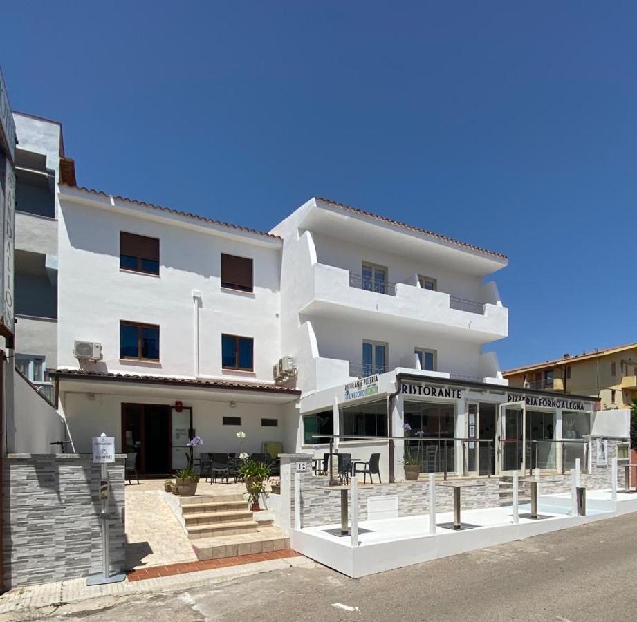 Hotel Sandalion Santa Teresa Gallura Exteriör bild