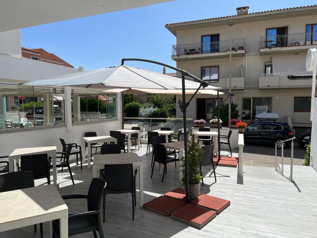 Hotel Sandalion Santa Teresa Gallura Exteriör bild
