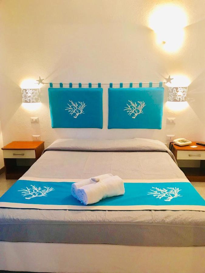 Hotel Sandalion Santa Teresa Gallura Exteriör bild